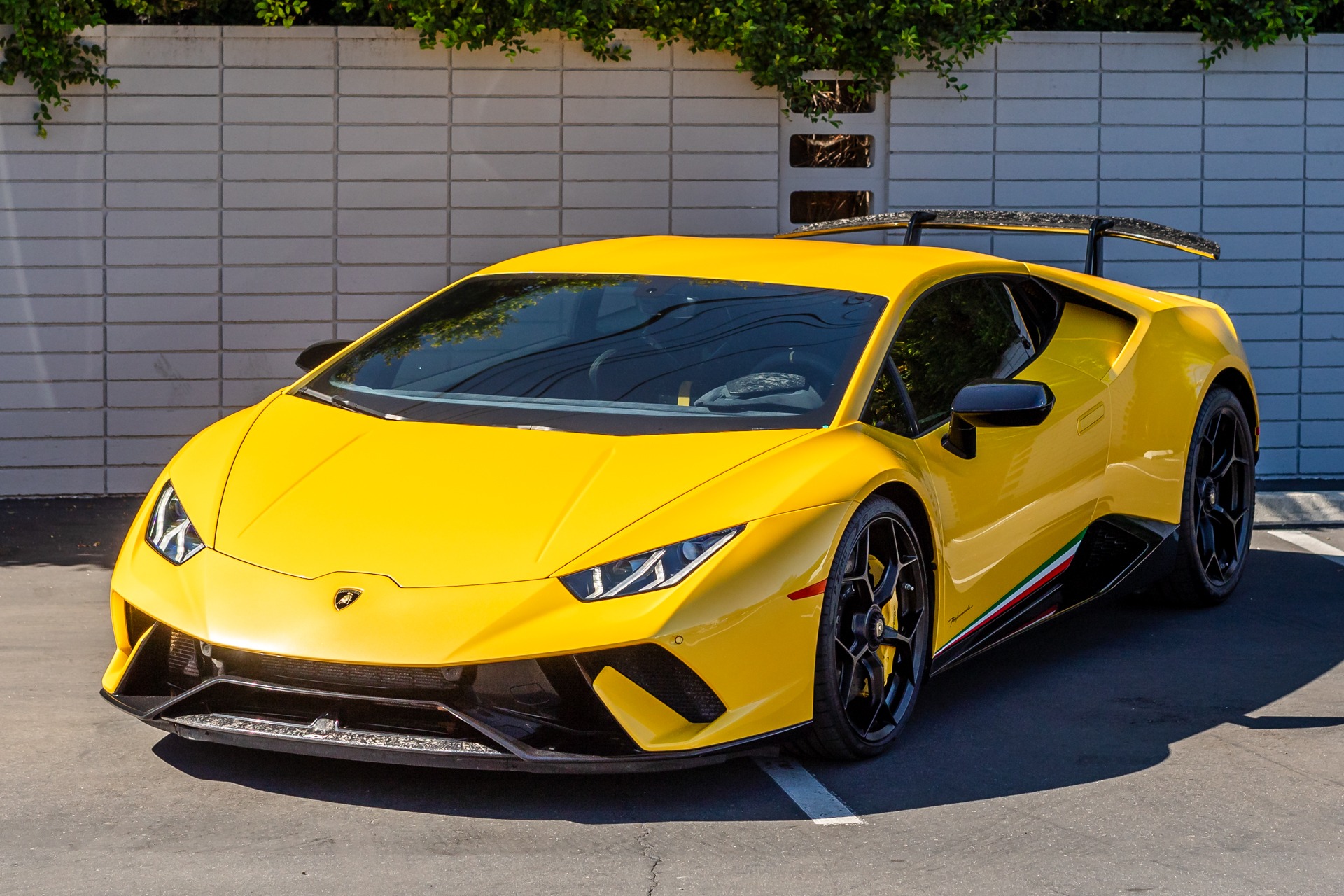 Used 2018 Lamborghini Huracan LP 640-4 Performante For Sale ($305,000 ...