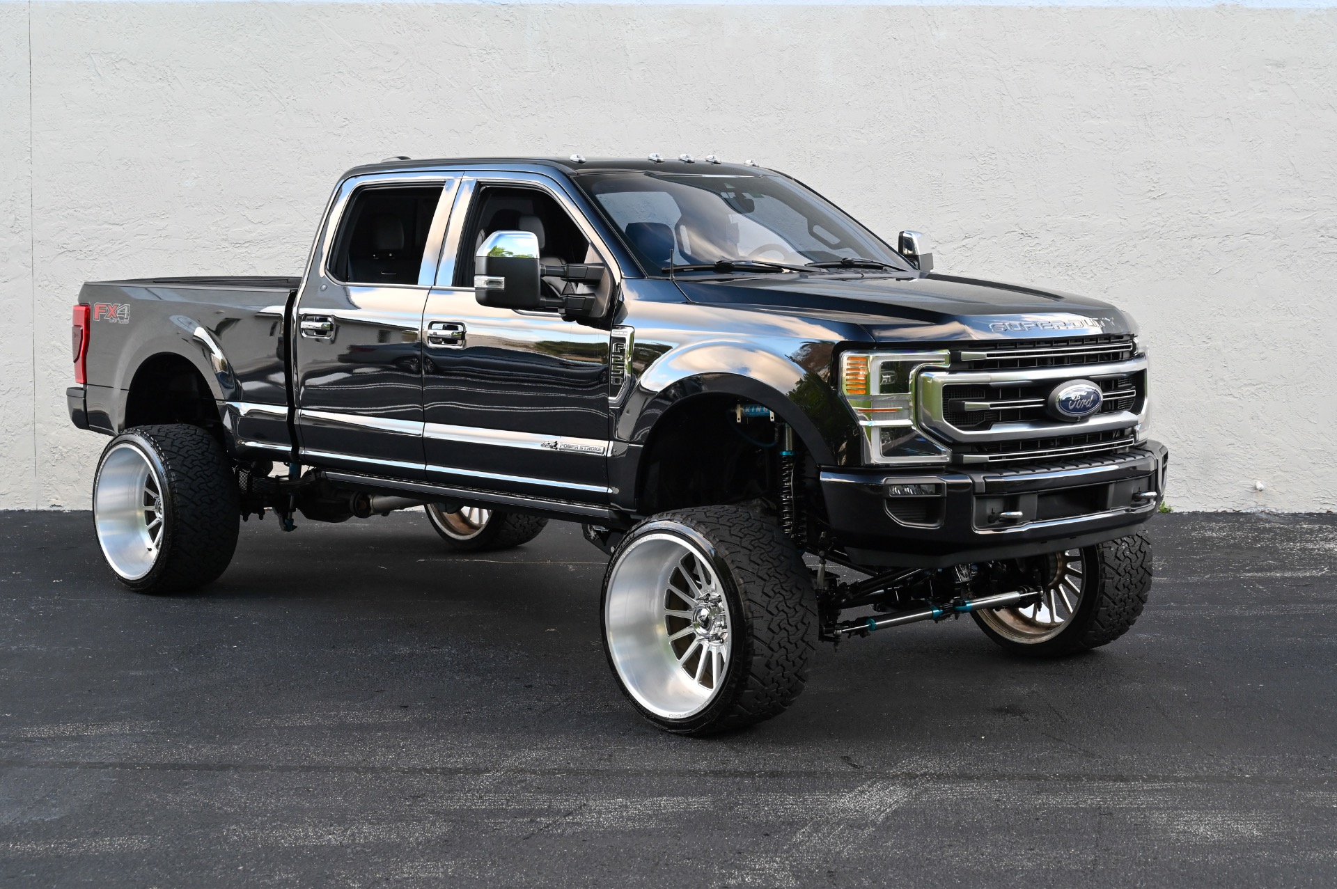 Used 2022 Ford F-250 Super Duty Platinum For Sale ($94,980) | iLusso ...