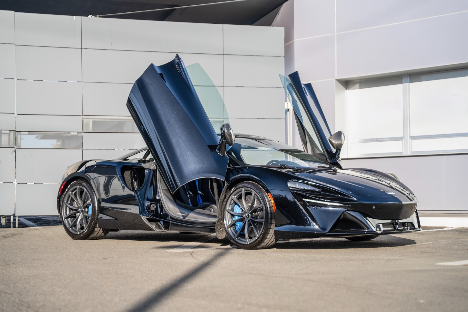 Used 2023 McLaren Artura Performance | iLusso Palm Beach Stock #M002018